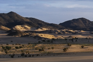 Air mountains, by Jacques Taberlet (Own work) [CC-BY-3.0 (http://creativecommons.org/licenses/by/3.0)], via Wikimedia Commons