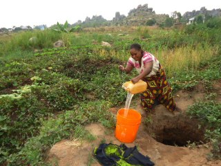 Fetching water from a borehole